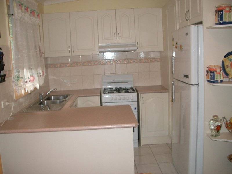 9 CROSSLEY CRESCENT, Coolaroo VIC 3048