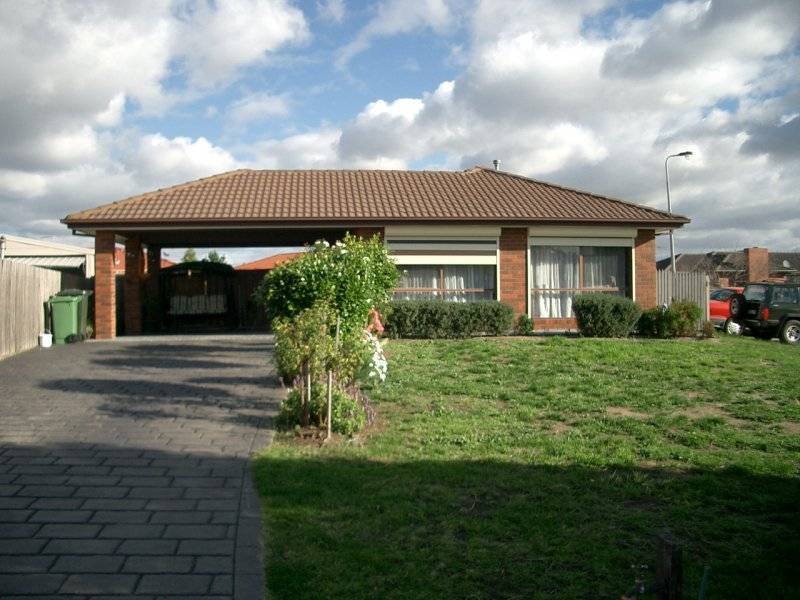 19 GOODENIA CLOSE, Meadow Heights VIC 3048