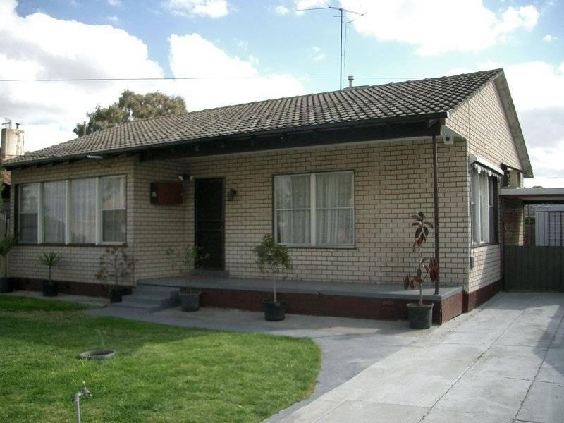 35 MORWELL CRESCENT, Dallas VIC 3047