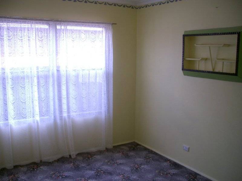 35 MORWELL CRESCENT, Dallas VIC 3047