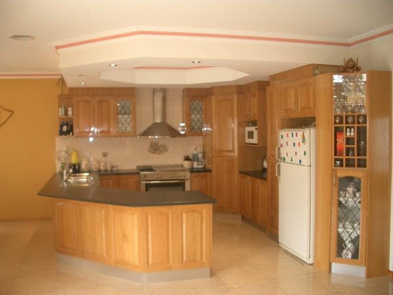 68 LOCKWOOD DRIVE, Roxburgh Park VIC 3064