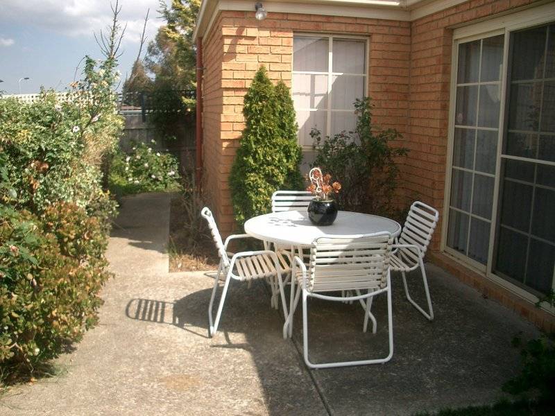 5 MIA PLACE, Meadow Heights VIC 3048