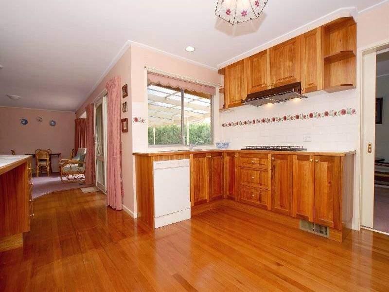 13 Cumberland Court, Glen Waverley VIC 3150