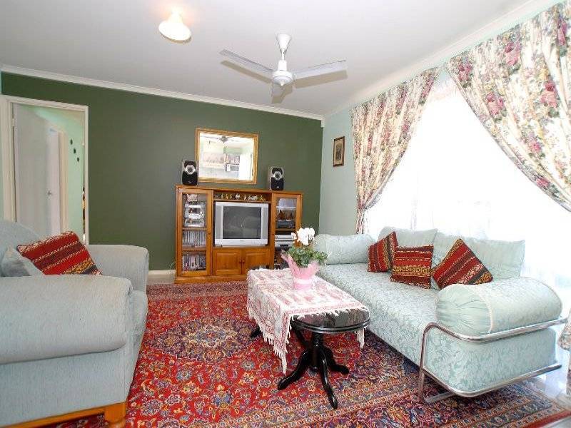 175 Waradgery Drive, Rowville VIC 3178