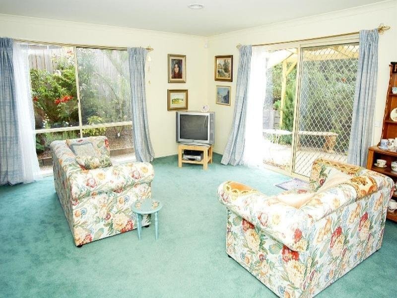 1 Coptfold Court, Glen Waverley VIC 3150