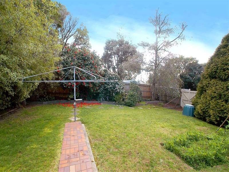 27 Martin Place, Glen Waverley VIC 3150