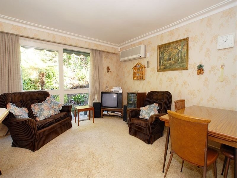 17 Yanigin Drive, Glen Waverley VIC 3150