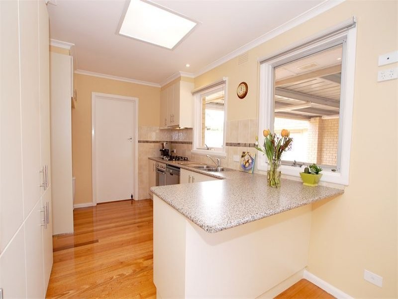 1/5 Carmichael Court, Glen Waverley VIC 3150