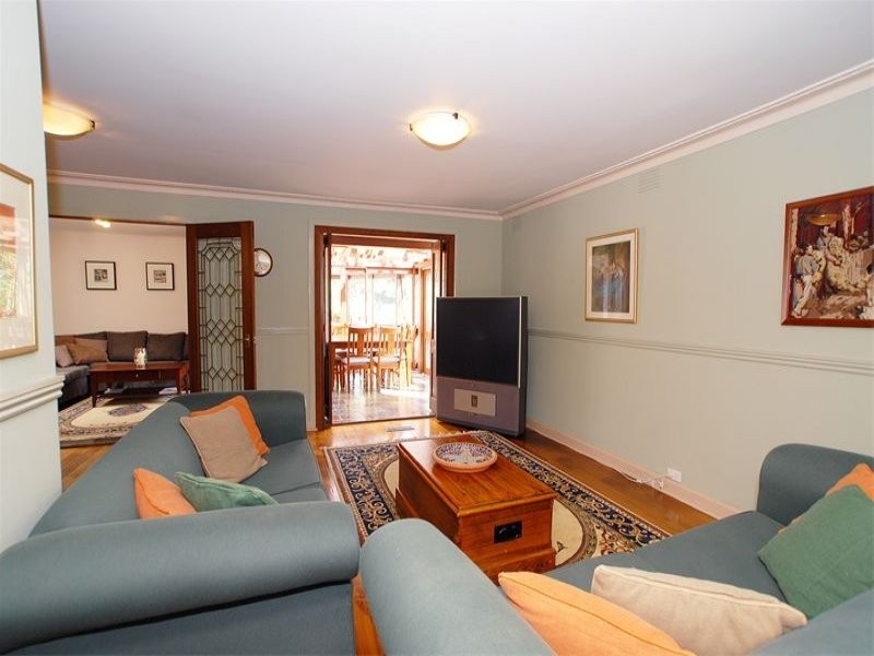 61 Windella Crescent, Glen Waverley VIC 3150
