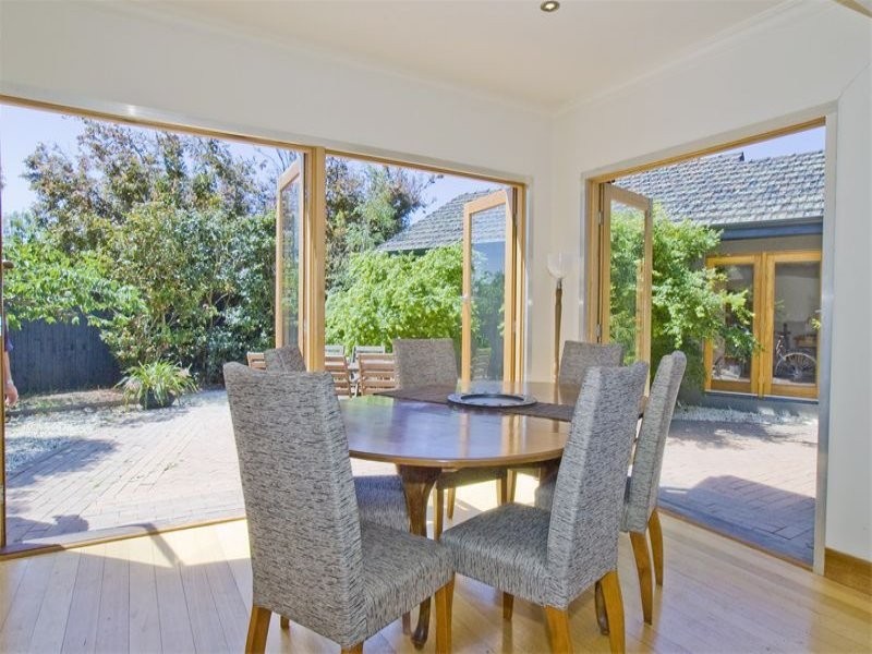 17 Kendall Street, Mount Waverley VIC 3149