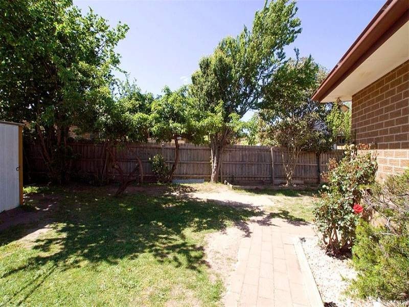 10 Huxley Avenue, Mulgrave VIC 3170