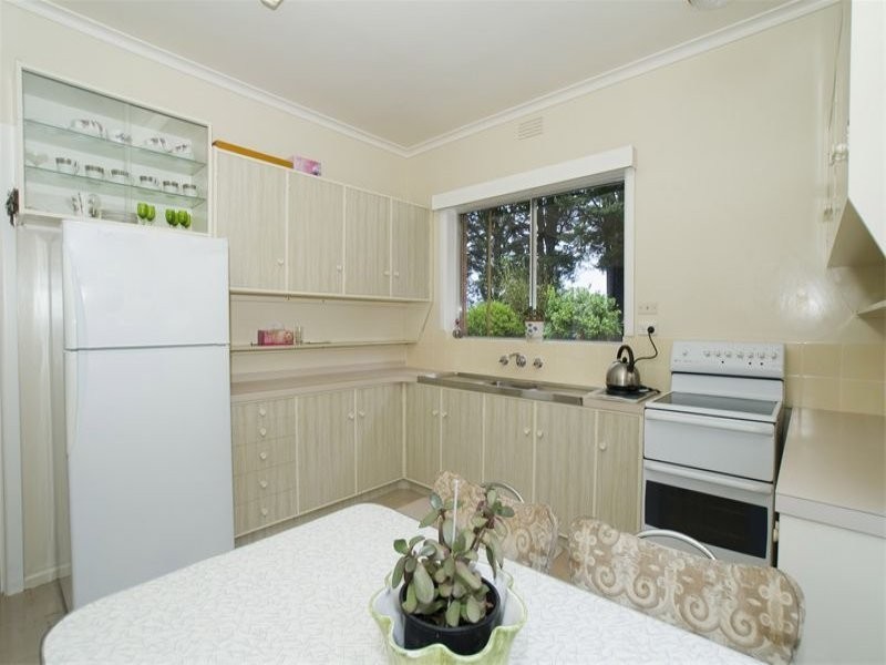 7 Kinnoull Grove, Glen Waverley VIC 3150