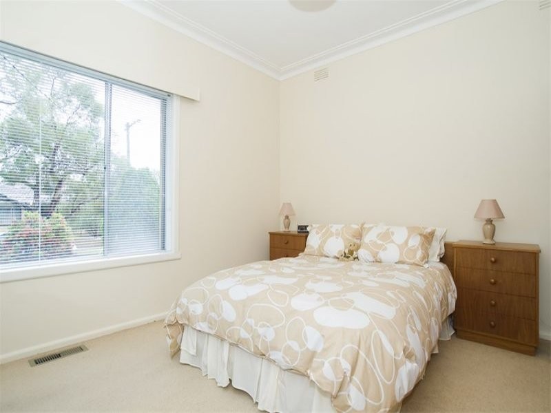7 Kinnoull Grove, Glen Waverley VIC 3150