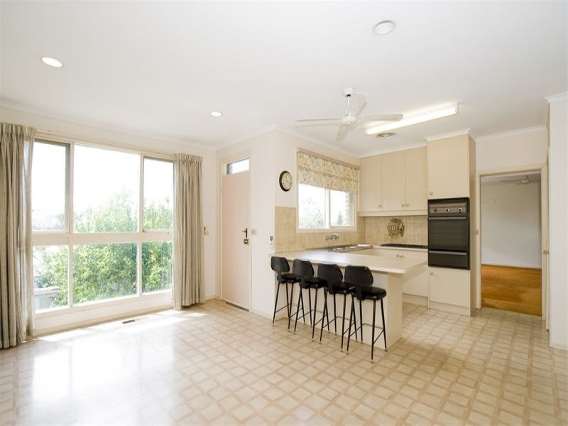 14 Walter Street, Glen Waverley VIC 3150