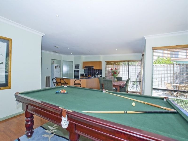 69 Avendon Boulevard, Glen Waverley VIC 3150