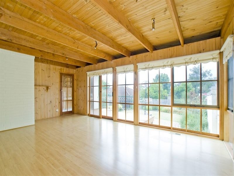 5 Summit Crescent, Glen Waverley VIC 3150