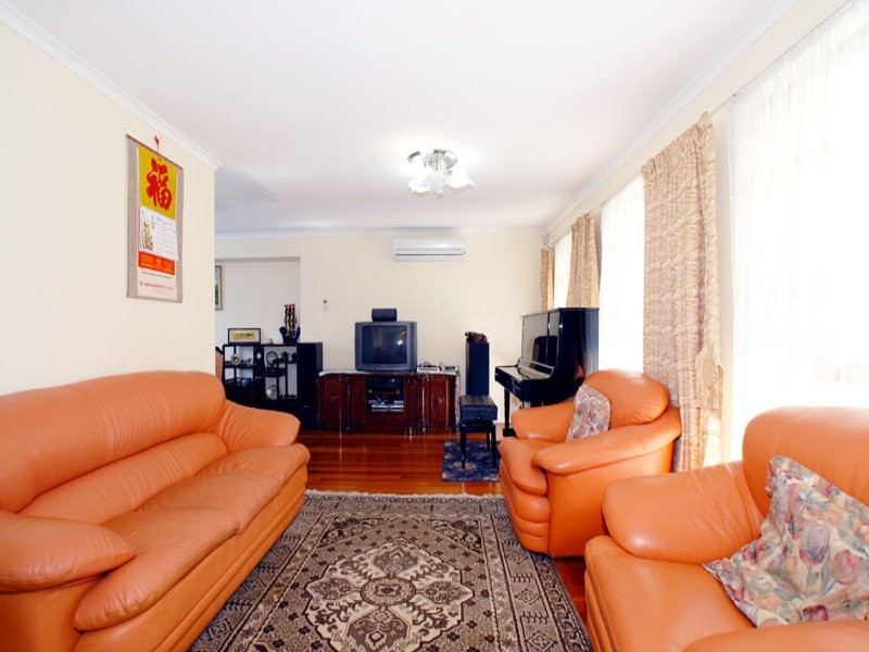 22 Annandale Crescent, Glen Waverley VIC 3150