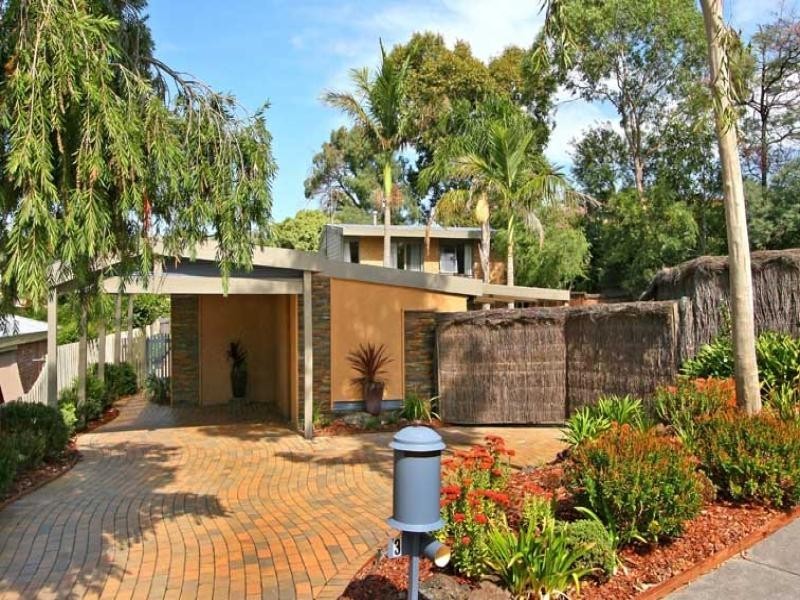 3 Sandhurst Court, Wheelers Hill VIC 3150