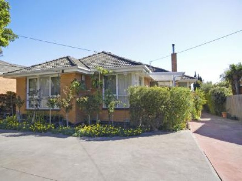 35 The Outlook, Glen Waverley VIC 3150