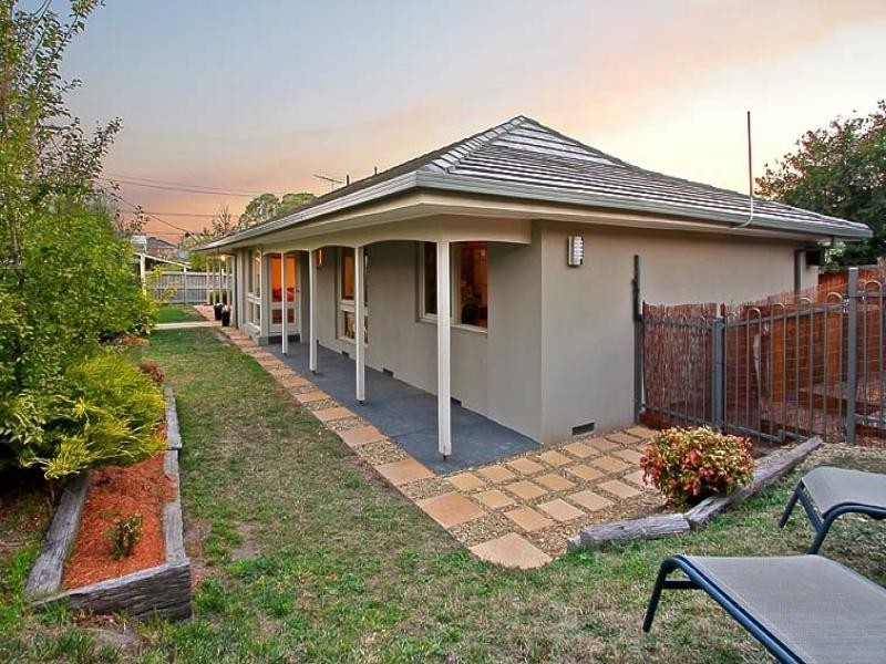 3 Chivalry Avenue, Glen Waverley VIC 3150