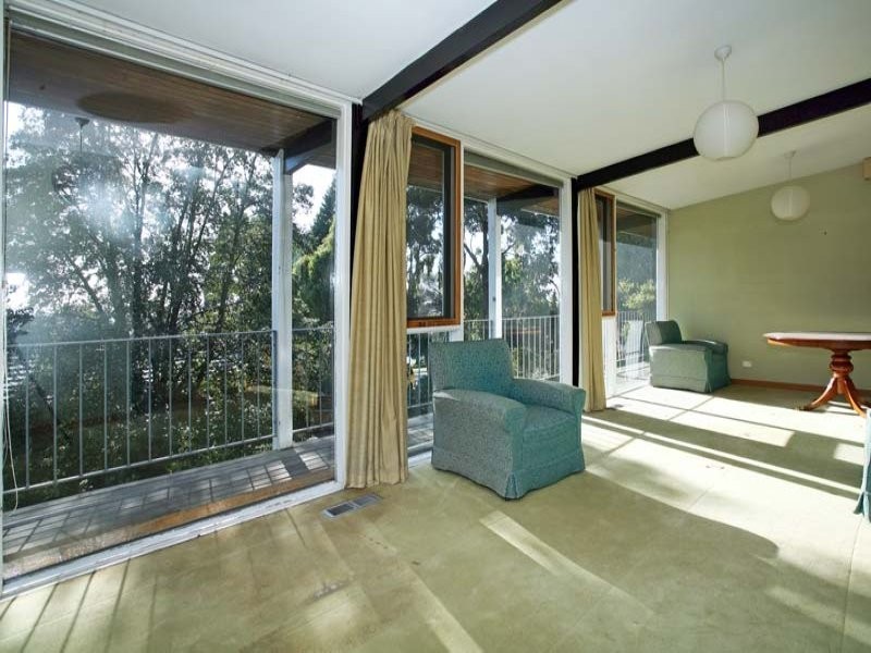 331 Gallaghers Road, Glen Waverley VIC 3150