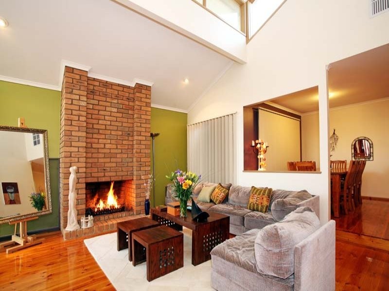 15 Evonne Court, Endeavour Hills VIC 3802