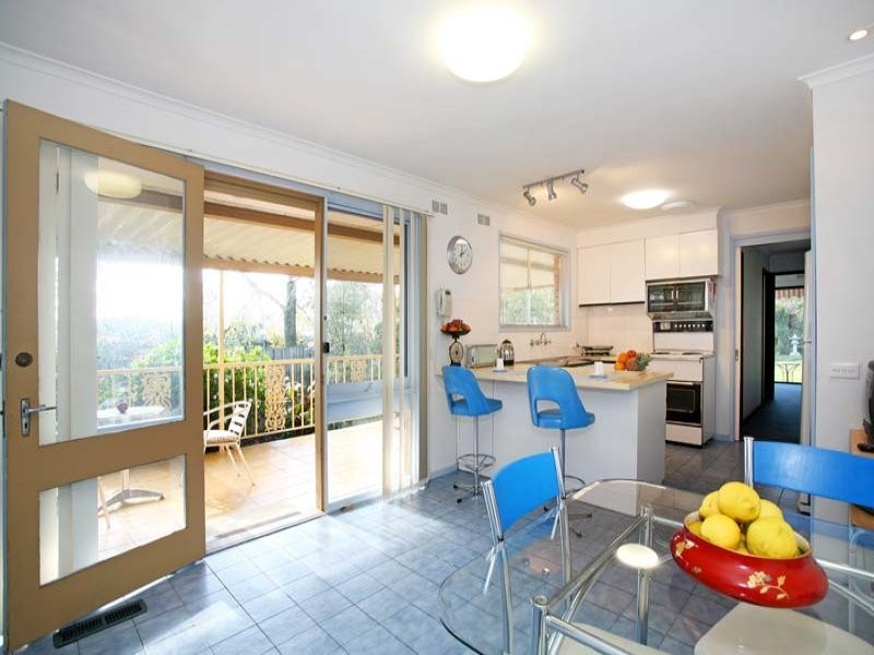 4 Thomas Court, Glen Waverley VIC 3150
