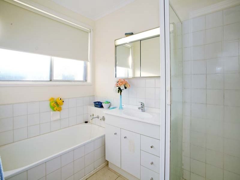 2 Rosewood Court, Mulgrave VIC 3170