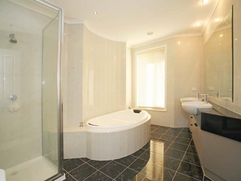 128 Grandview Road, Wheelers Hill VIC 3150