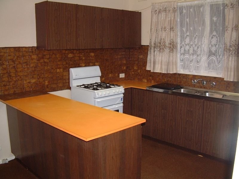 143 Brandon Park Drive, Wheelers Hill VIC 3150