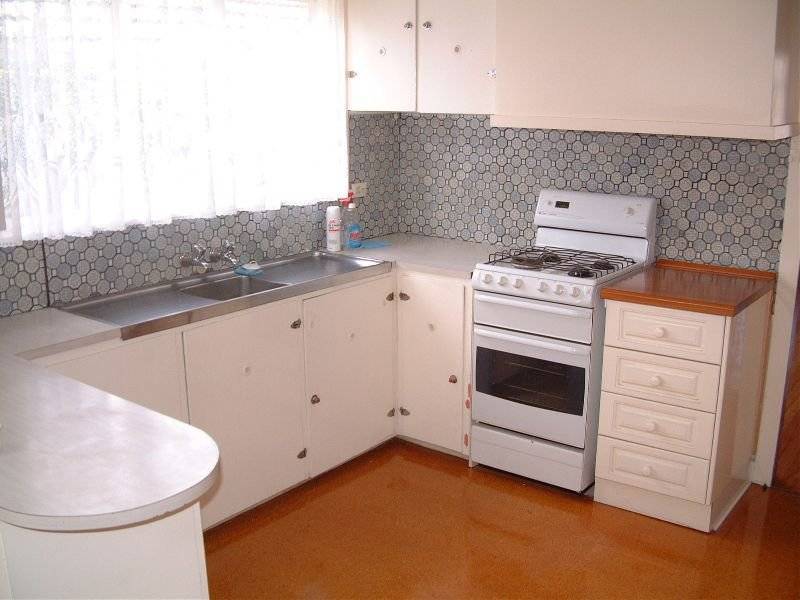 27 Douglas Street, Ashwood VIC 3147