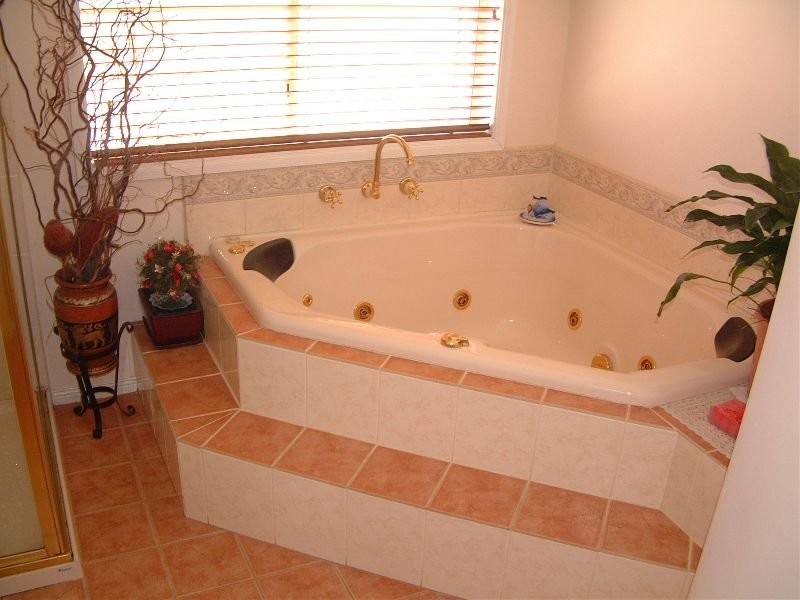 22 Monash Grove, Blackburn South VIC 3130