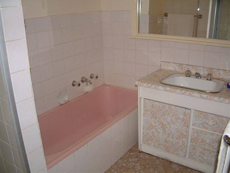 24 Kennedy Street, Glen Waverley VIC 3150