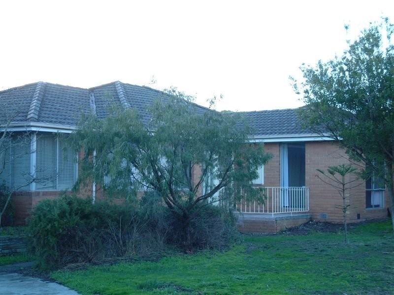 1 Booran Avenue, Glen Waverley VIC 3150