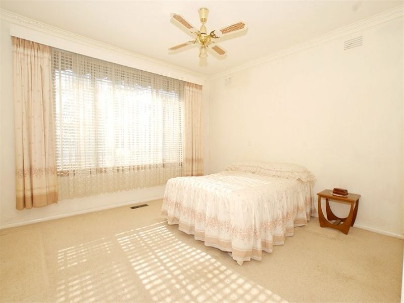 10 Railway Parade North, Glen Waverley VIC 3150