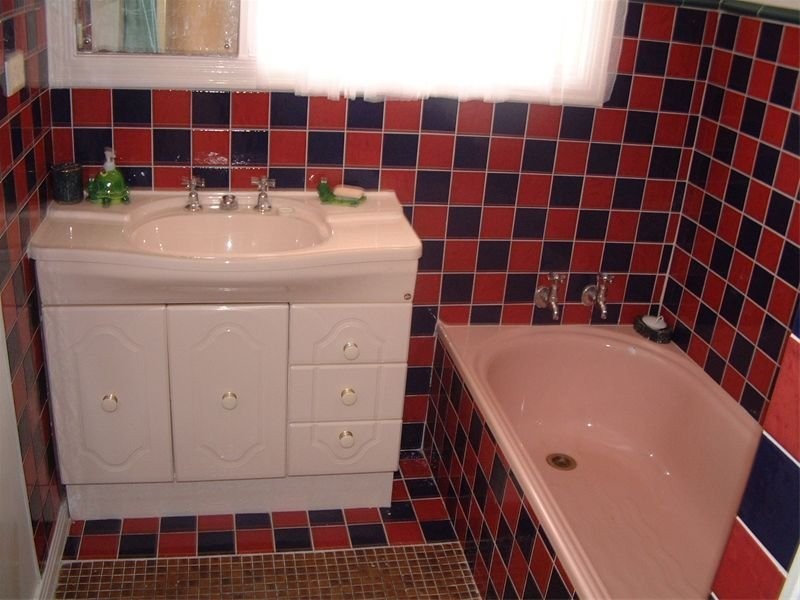 33 Jordan Grove, Glen Waverley VIC 3150