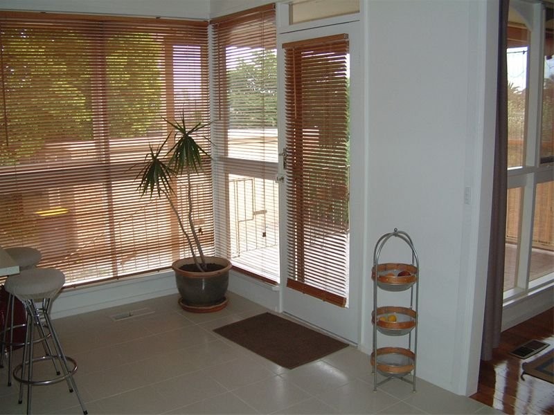 85 Strada Crescent, Wheelers Hill VIC 3150