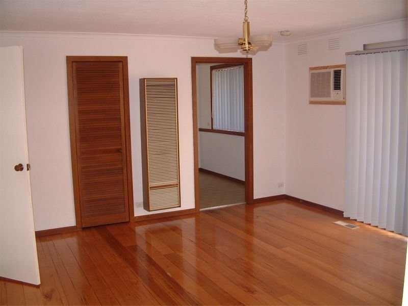 11 Marykirk Drive, Wheelers Hill VIC 3150