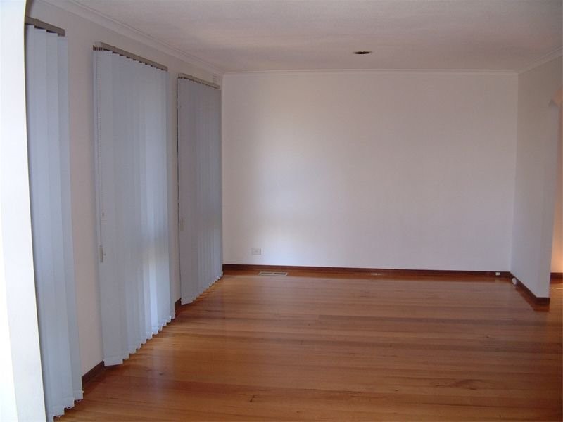 11 Marykirk Drive, Wheelers Hill VIC 3150