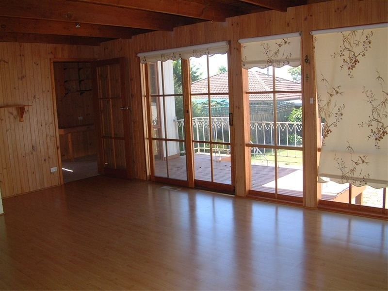 5 Summit Crescent, Glen Waverley VIC 3150