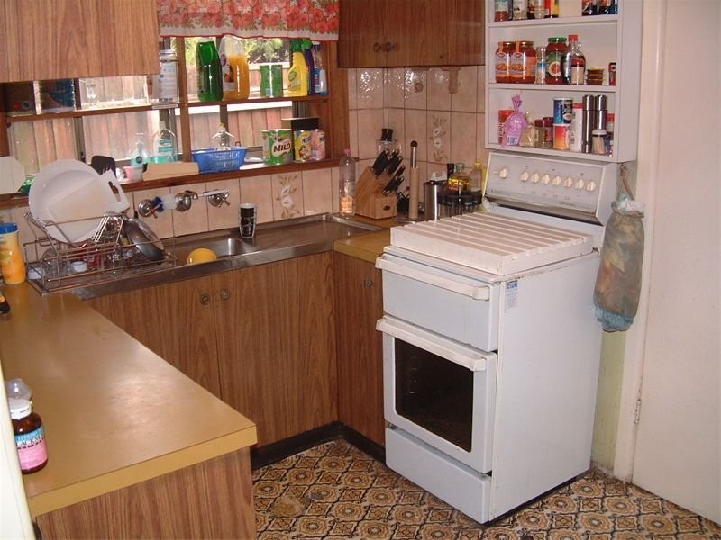 10 Kalimna Avenue, Mulgrave VIC 3170