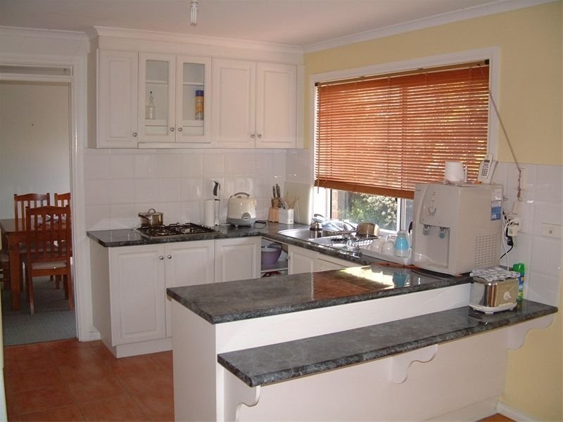 13 Silverwood Way, Glen Waverley VIC 3150