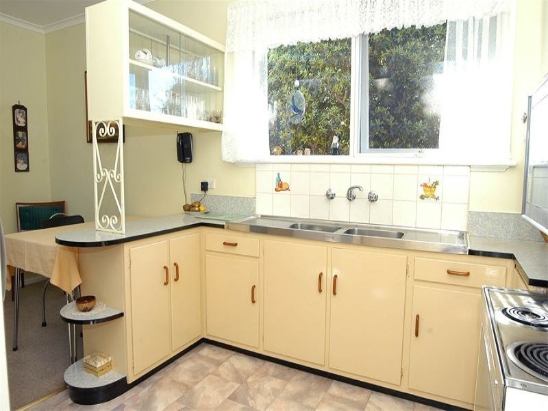 2 Arran Court, Glen Waverley VIC 3150