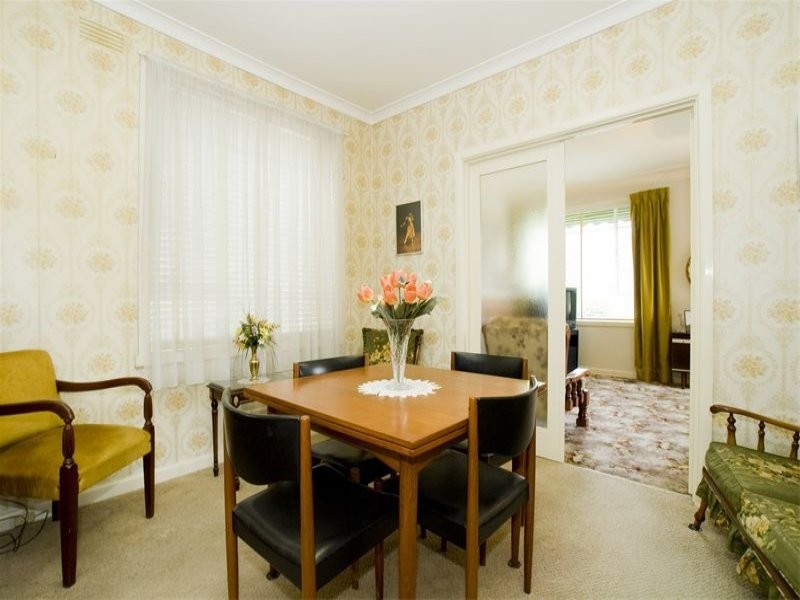 20 Fairhills Parade, Glen Waverley VIC 3150
