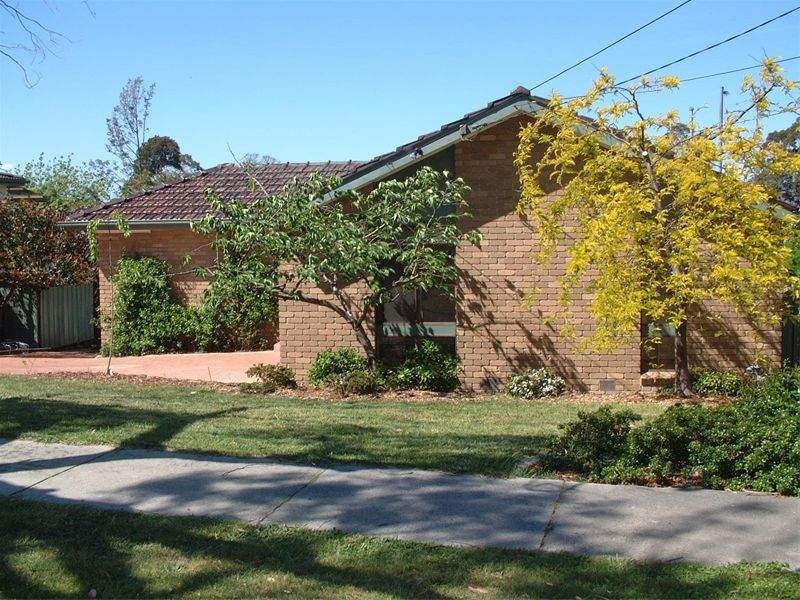 18 Wynyard Street, Glen Waverley VIC 3150