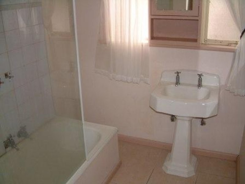 17 Mount Street, Glen Waverley VIC 3150