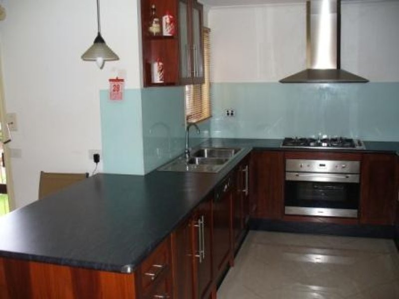 10 Kenross Drive, Wheelers Hill VIC 3150