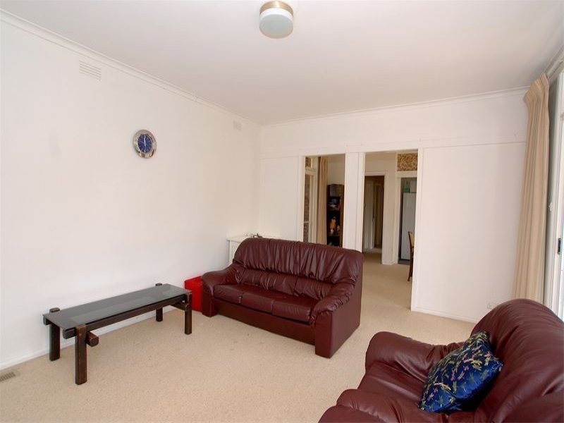 39 The Outlook, Glen Waverley VIC 3150