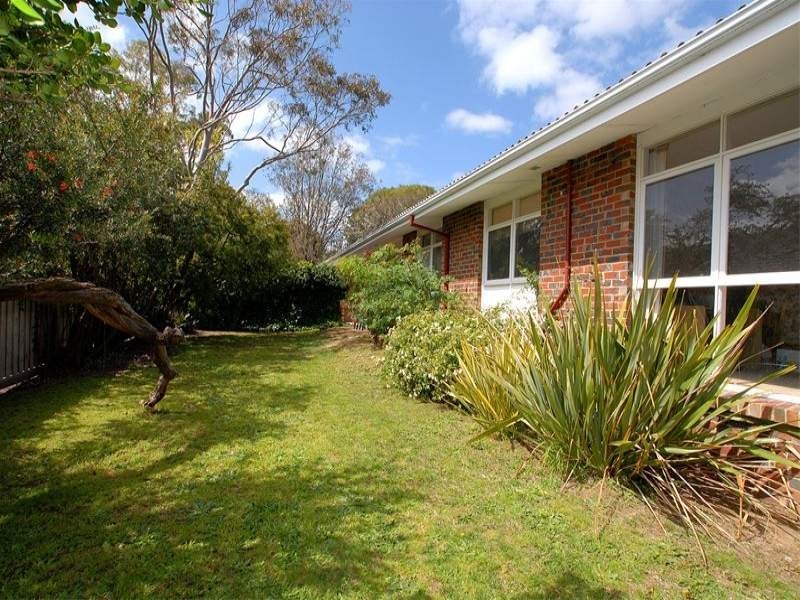 39 The Outlook, Glen Waverley VIC 3150