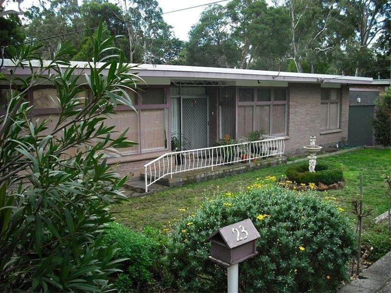 23 Greenways Road, Glen Waverley VIC 3150